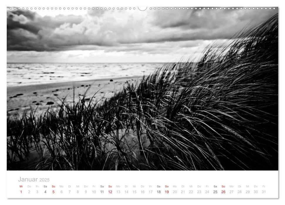 Dunkle Brandungen - Nordsee und Mittelmeer Landschaftsfotografien von Niko Korte (CALVENDO Premium Wandkalender 2025)