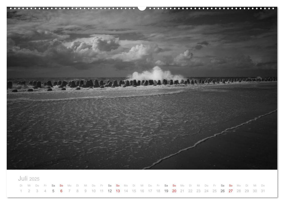 Dunkle Brandungen - Nordsee und Mittelmeer Landschaftsfotografien von Niko Korte (CALVENDO Premium Wandkalender 2025)