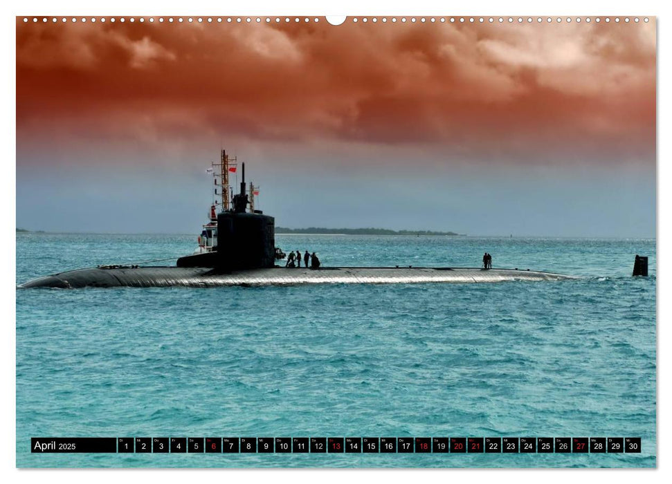 U-Boote - Militärische Ungetüme (CALVENDO Premium Wandkalender 2025)