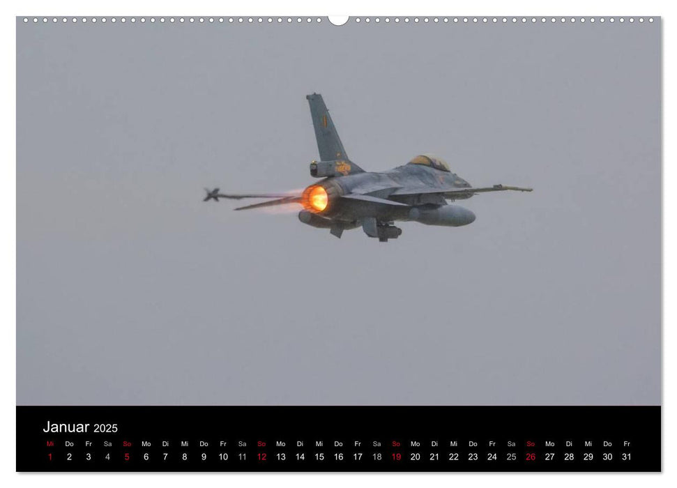 F-16 Fliegende Legende (CALVENDO Premium Wandkalender 2025)