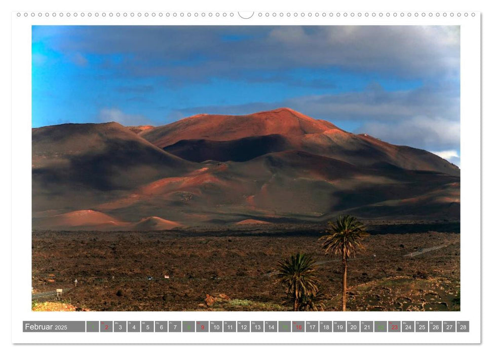 Aus dem Meer geboren - Lanzarote (CALVENDO Wandkalender 2025)