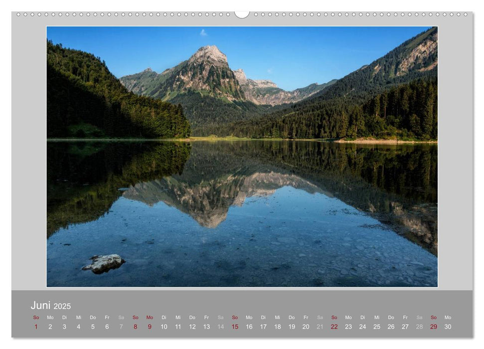 Schweiz - Impressionen der idyllischen Bergwelt im Laufe der Jahreszeiten (CALVENDO Wandkalender 2025)