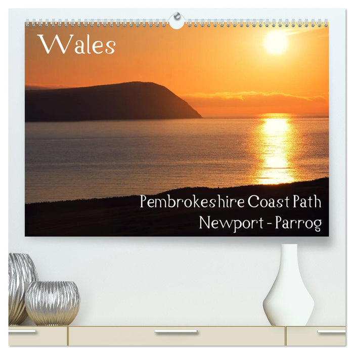 Wales - Pembrokeshire Coast Path (CALVENDO Premium Wandkalender 2025)