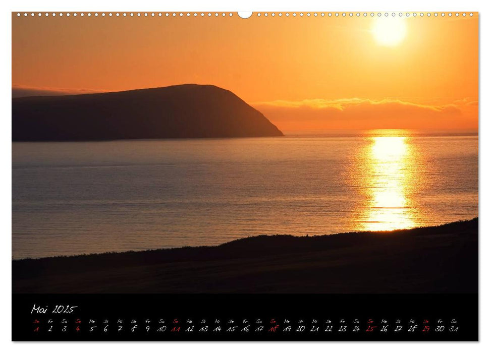 Wales - Pembrokeshire Coast Path (CALVENDO Premium Wandkalender 2025)