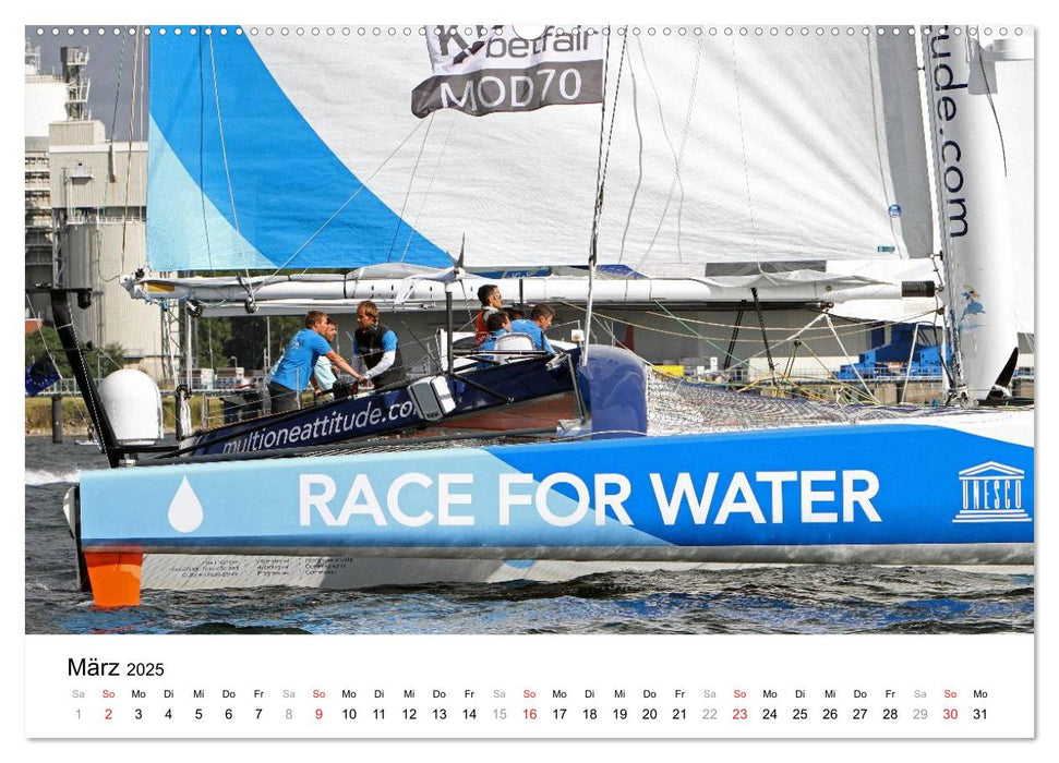 Gigantische Segel-Trimarane (CALVENDO Premium Wandkalender 2025)