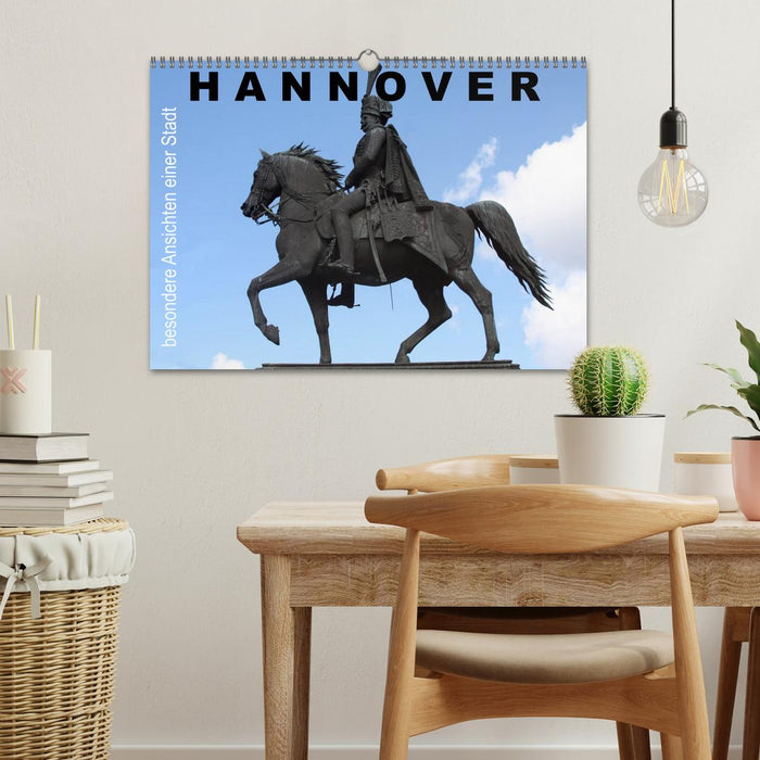 Hannover - besondere Ansichten einer Stadt (CALVENDO Wandkalender 2025)
