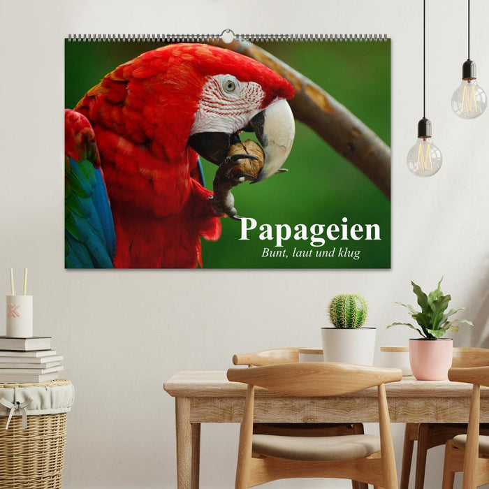 Papageien. Bunt, laut und klug (CALVENDO Wandkalender 2025)