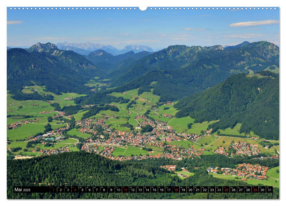 Der Chiemgau von oben (CALVENDO Premium Wandkalender 2025)