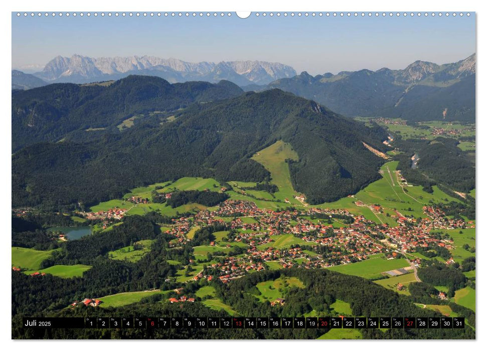 Der Chiemgau von oben (CALVENDO Premium Wandkalender 2025)