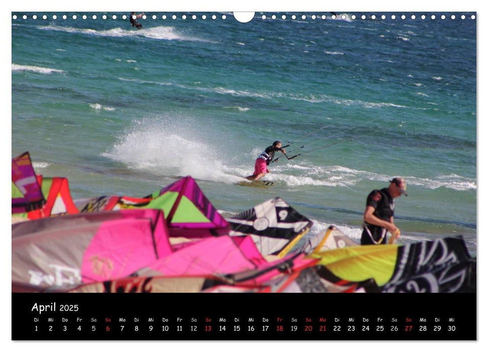 Kitesurfen – Faszination auf dem Wasser (CALVENDO Wandkalender 2025)