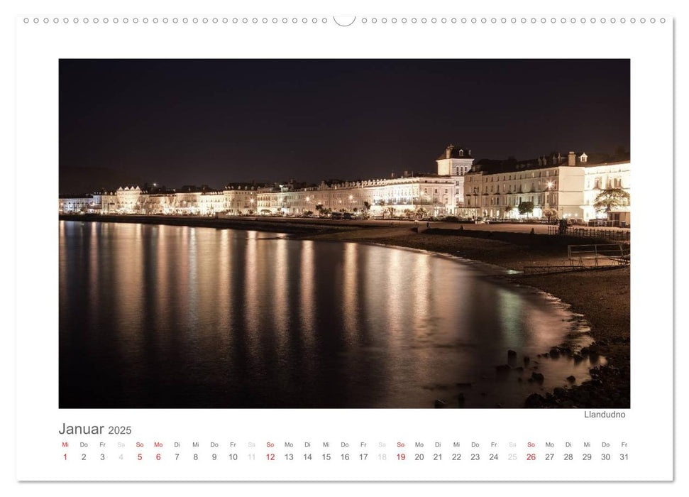 Wales / AT-Version (CALVENDO Premium Wandkalender 2025)