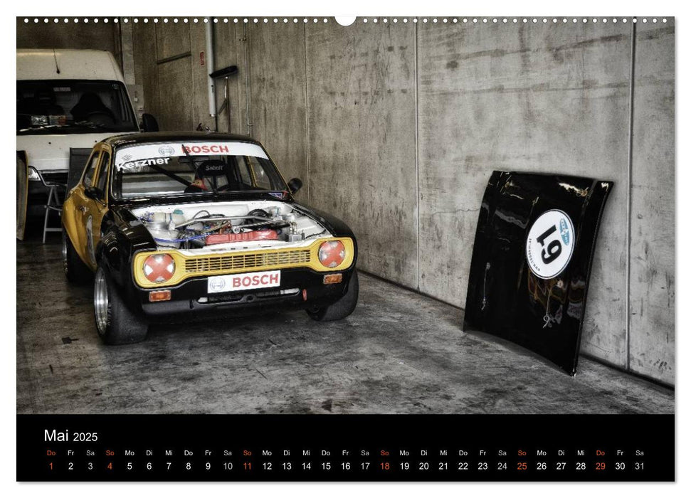 Raceday (CALVENDO Premium Wandkalender 2025)