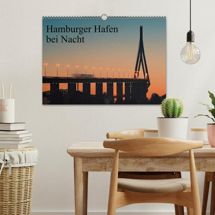 Hamburger Hafen bei Nacht (CALVENDO Wandkalender 2025)