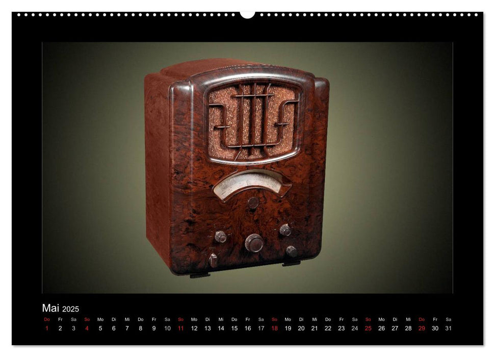 Dampfradios - Antike Radios mit Patina (CALVENDO Premium Wandkalender 2025)