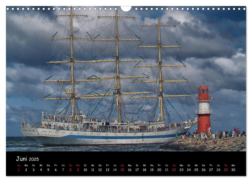 Windjammer vor Warnemünde (CALVENDO Wandkalender 2025)