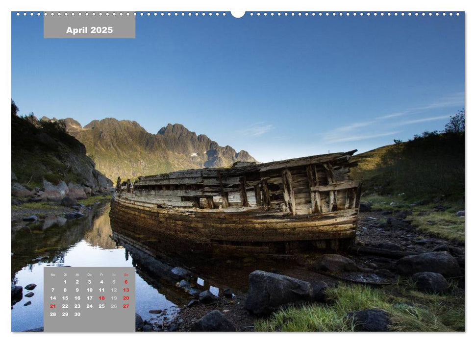 Bootswracks (CALVENDO Premium Wandkalender 2025)