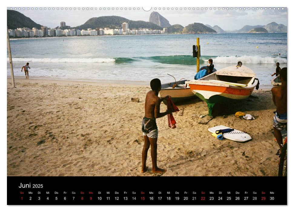 Rio de Janeiro dazwischen - in between (CALVENDO Premium Wandkalender 2025)