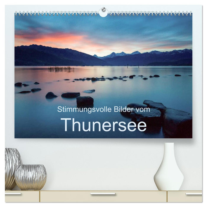 Stimmungsvolle Bilder vom Thunersee (CALVENDO Premium Wandkalender 2025)