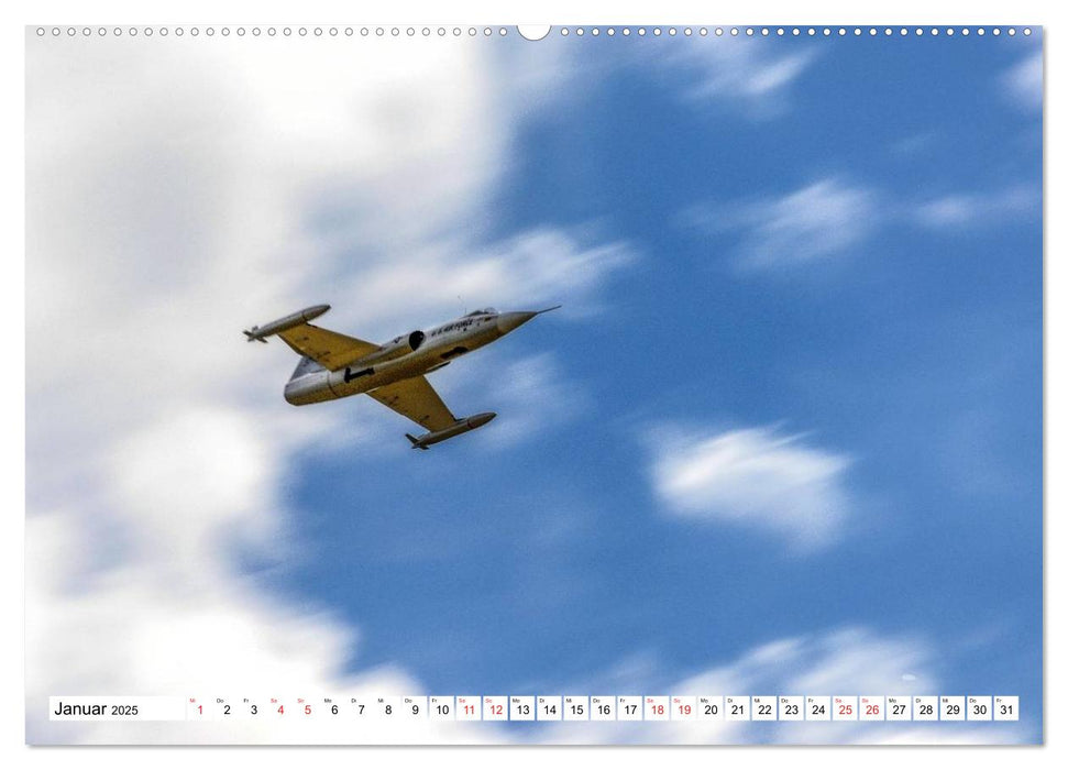 Modellflug in Szene gesetzt (CALVENDO Premium Wandkalender 2025)