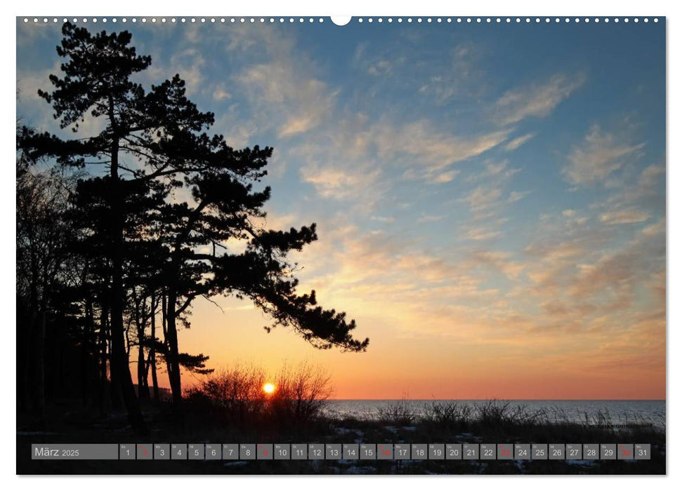 Ostseebad Warnemünde (CALVENDO Premium Wandkalender 2025)