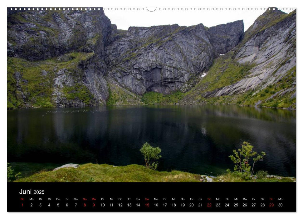 Lofoten - Norwegen zwischen Bergen und Meer (CALVENDO Wandkalender 2025)