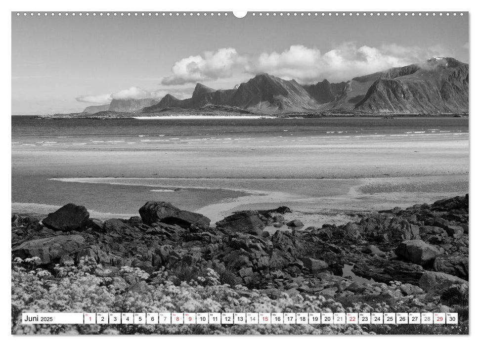 Lofoten - Mystische Landschaften des Nordens (CALVENDO Wandkalender 2025)