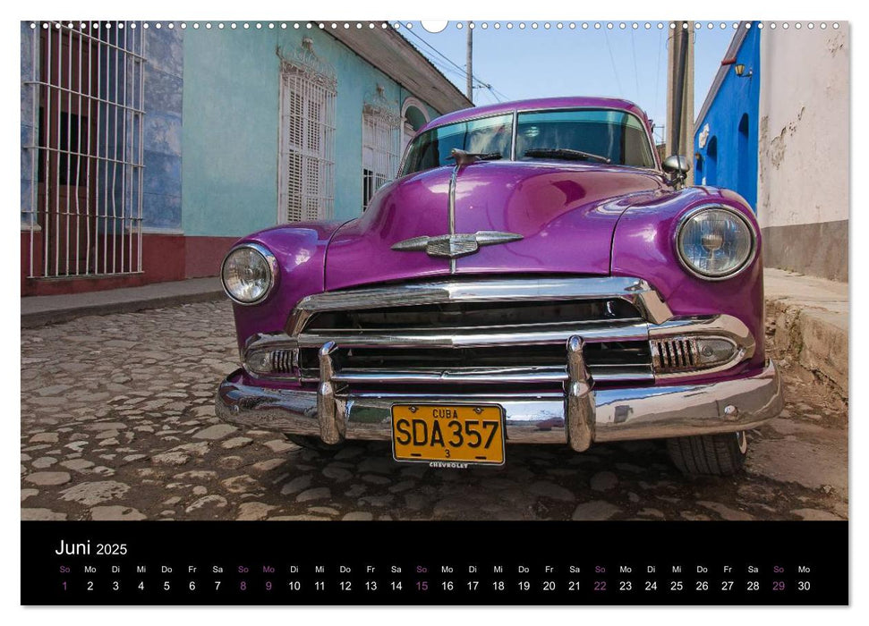 On the road in Cuba (CALVENDO Premium Wandkalender 2025)