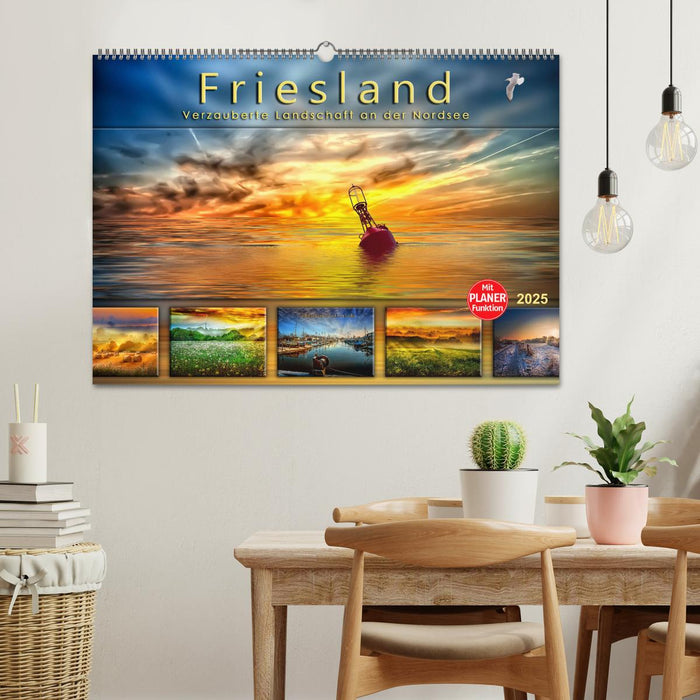 Friesland, verzauberte Landschaft an der Nordsee (CALVENDO Wandkalender 2025)