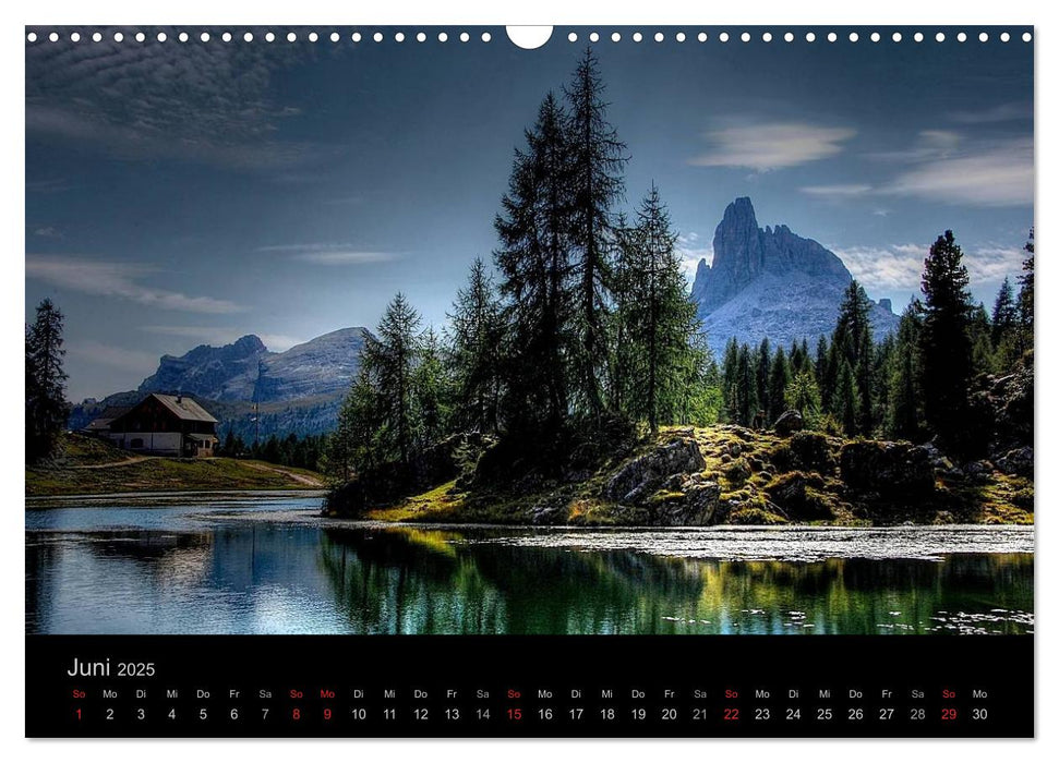 Mystische Dolomiten (CALVENDO Wandkalender 2025)