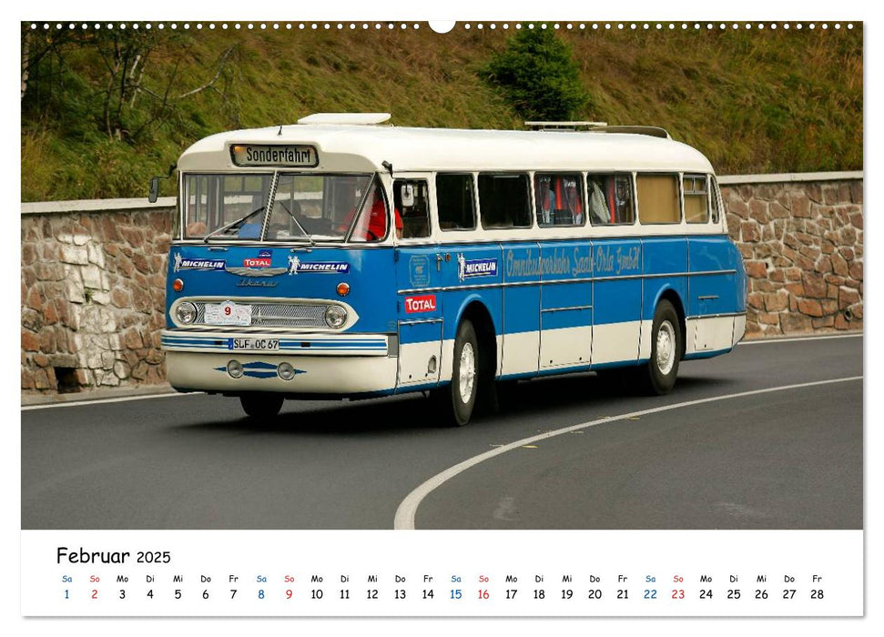 Klassische Lastkraftwagen (CALVENDO Premium Wandkalender 2025)