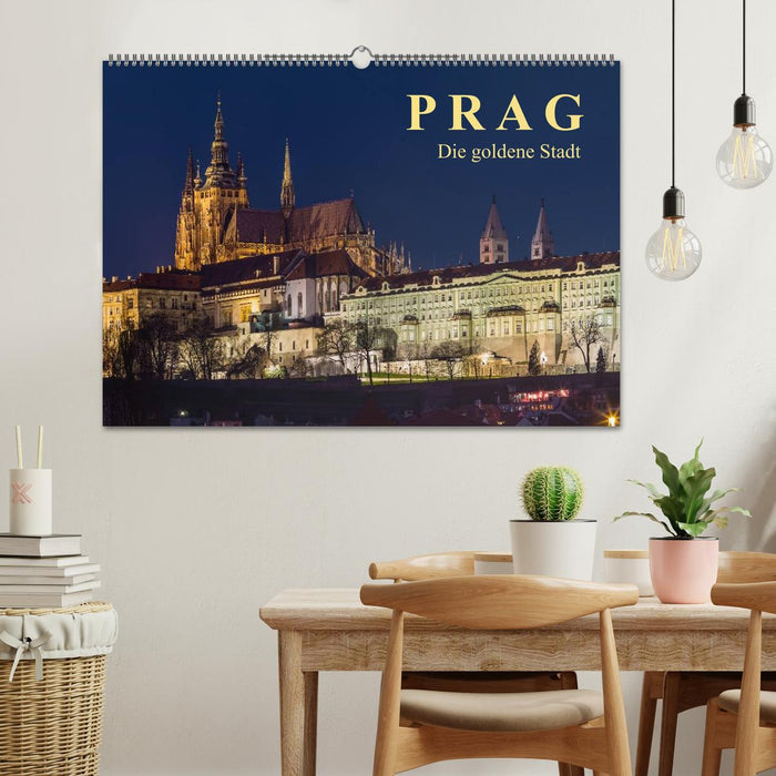 Prag - die goldene Stadt (CALVENDO Wandkalender 2025)