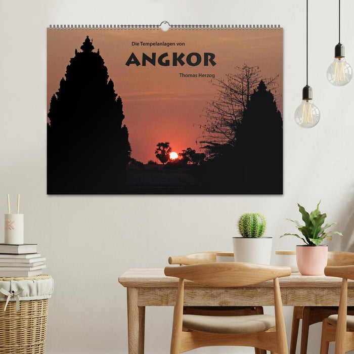 A N G K O R (CALVENDO Wandkalender 2025)