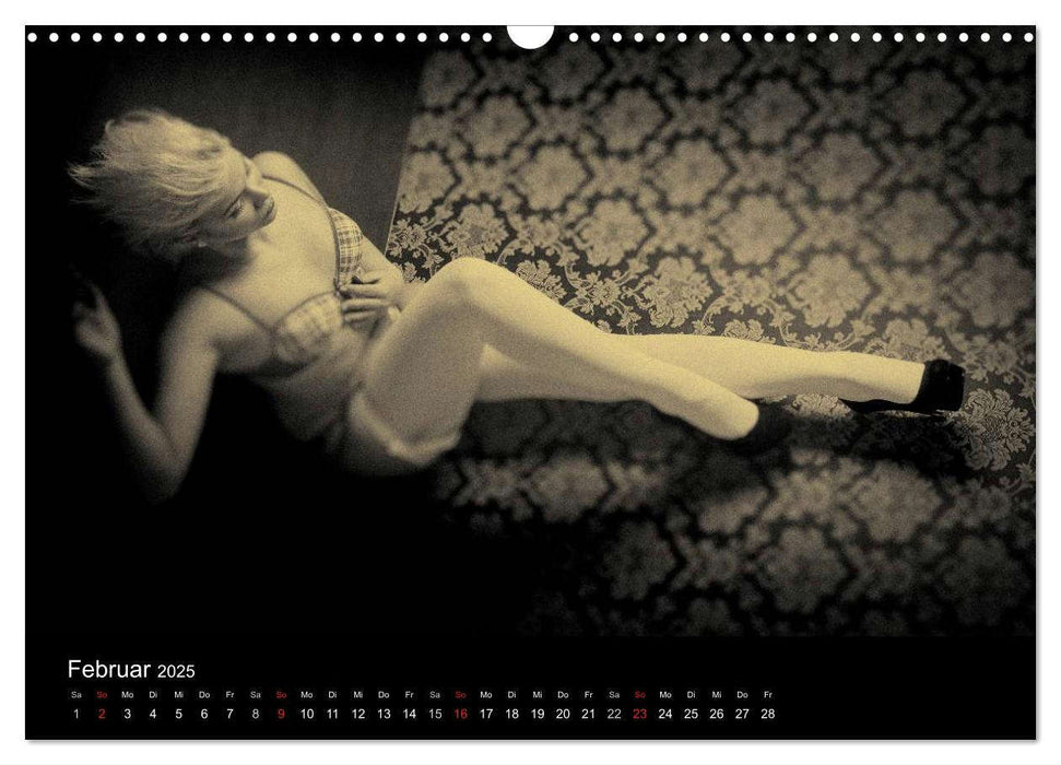 Dessous (CALVENDO Wandkalender 2025)