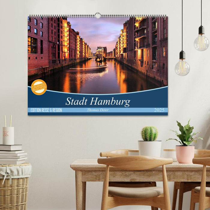 Stadt Hamburg (CALVENDO Wandkalender 2025)