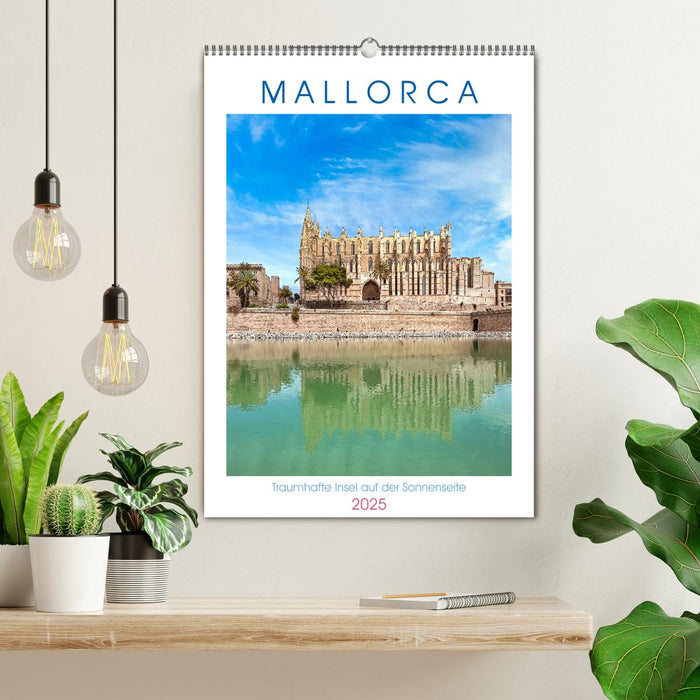 Mallorca - Traumhafte Insel auf der Sonnenseite (CALVENDO Wandkalender 2025)