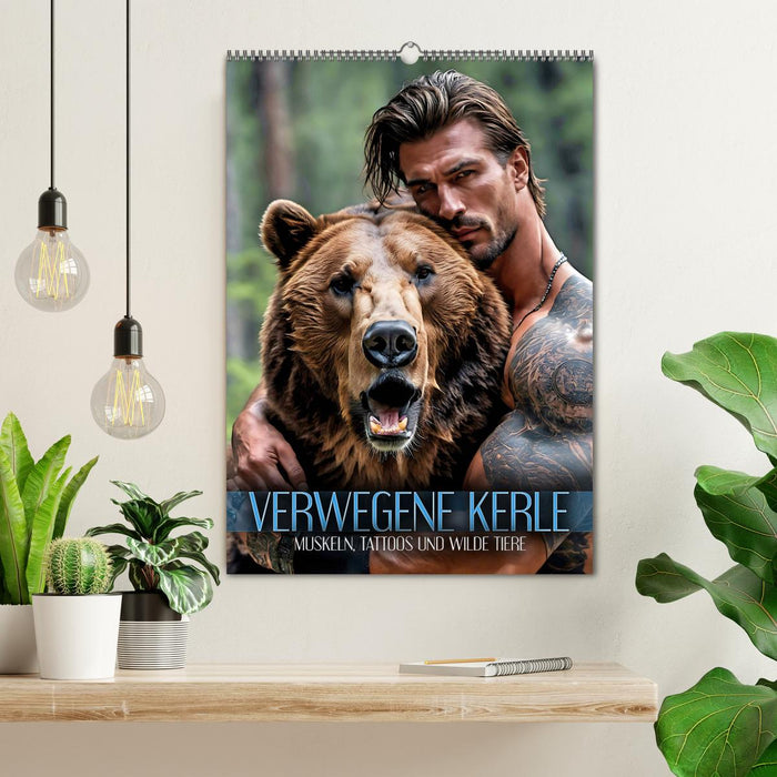 Verwegene Kerle - Muskeln, Tattoos und wilde Tiere (CALVENDO Wandkalender 2025)