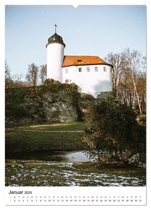 Sachsens Burgen und Schlösser mit Ortsangaben (CALVENDO Premium Wandkalender 2025)