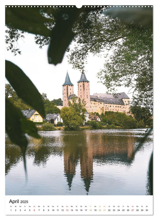 Sachsens Burgen und Schlösser mit Ortsangaben (CALVENDO Premium Wandkalender 2025)