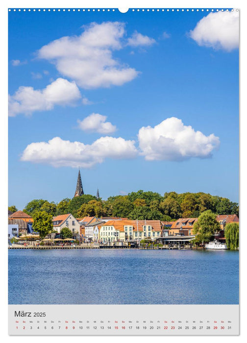 An den großen Seen der Mecklenburgischen Seenplatte (CALVENDO Premium Wandkalender 2025)