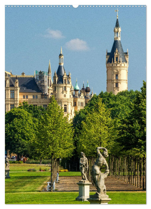 Schweriner Schloss - Impressionen aus Mecklenburg-Vorpommern (CALVENDO Wandkalender 2025)