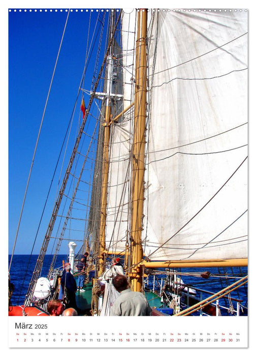 Unter weißen Segeln - Mit einem Dreimaster auf der Ostsee (CALVENDO Premium Wandkalender 2025)