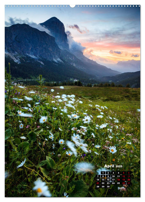 Dolomiten - Reise um die bleichen Berge zu entdecken (CALVENDO Premium Wandkalender 2025)