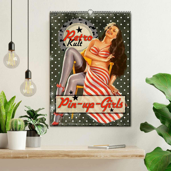 Retro Kult Pin-up-Girls (CALVENDO Wandkalender 2025)