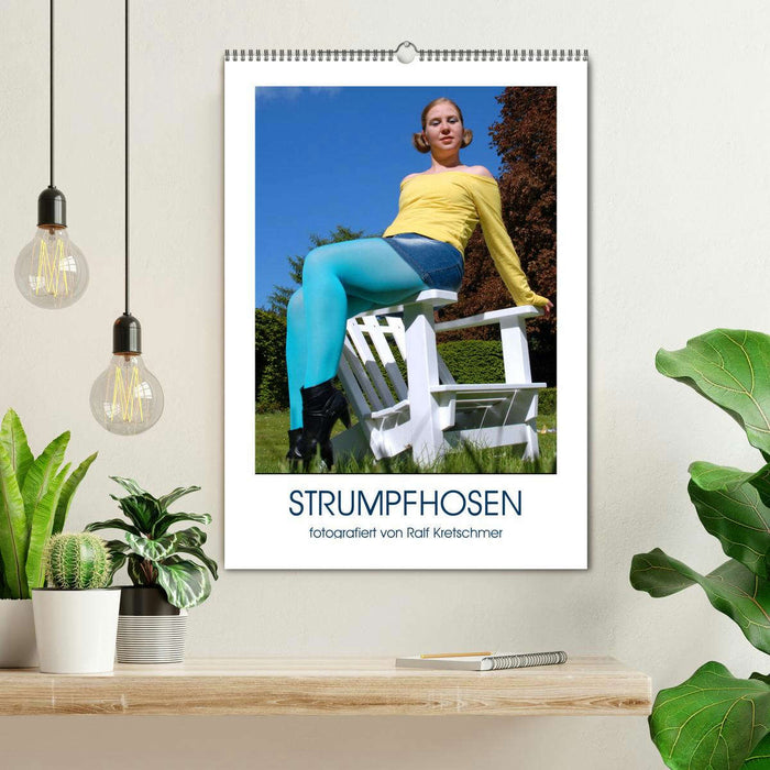 Strumpfhosen (CALVENDO Wandkalender 2025)