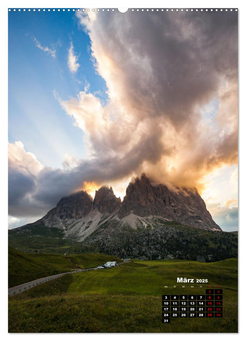 Dolomiten - Reise um die bleichen Berge zu entdecken (CALVENDO Wandkalender 2025)