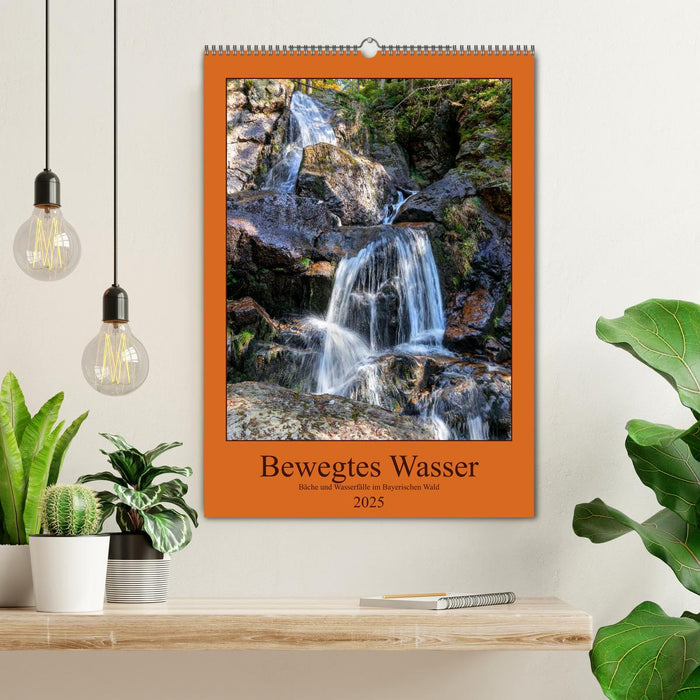 Bewegtes Wasser (CALVENDO Wandkalender 2025)