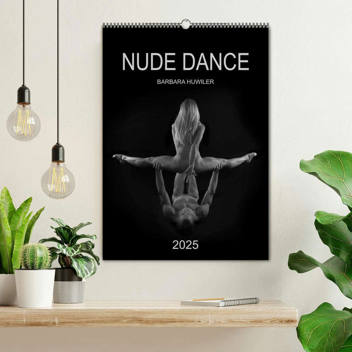 NUDE DANCE (CALVENDO Wandkalender 2025)