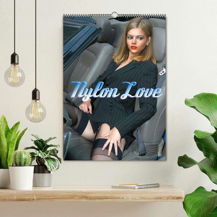 Nylon Love (CALVENDO Wandkalender 2025)