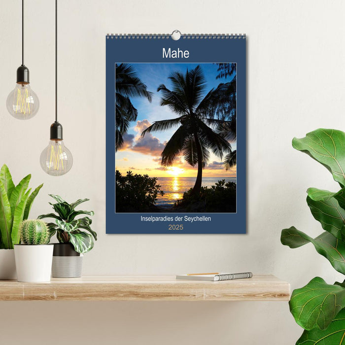 Mahe - Inselparadies der Seychellen (CALVENDO Wandkalender 2025)