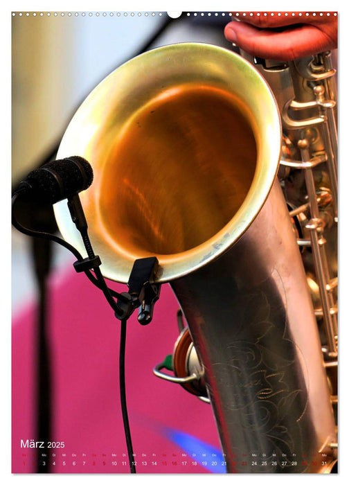 Saxophon live (CALVENDO Premium Wandkalender 2025)